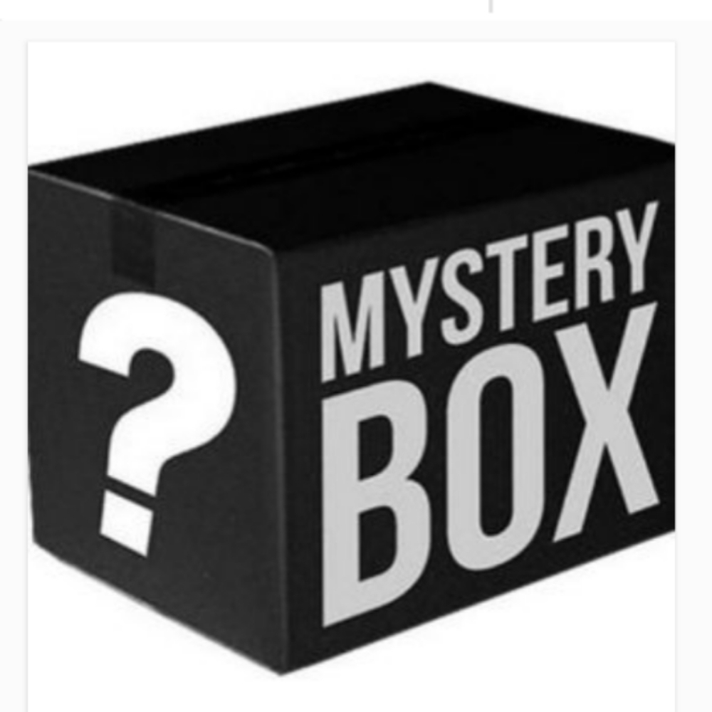 Vintage Mystery Box for Resellers or Shoppers! Women's Tops Size L.